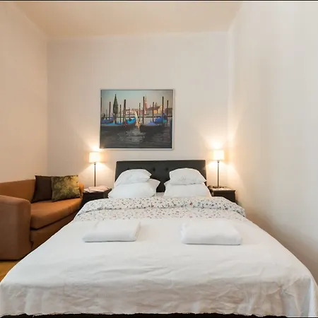 Apartament P&o Miodowa 1 *