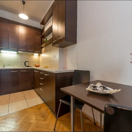 P&o Miodowa 1 Apartament